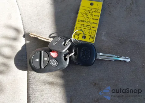 2012 Toyota Highlander Base V6 z USA, uszkodzony, nr VIN 5TDZK3EH3CS062558